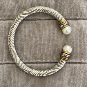 Braided silver and pearl bracelet
